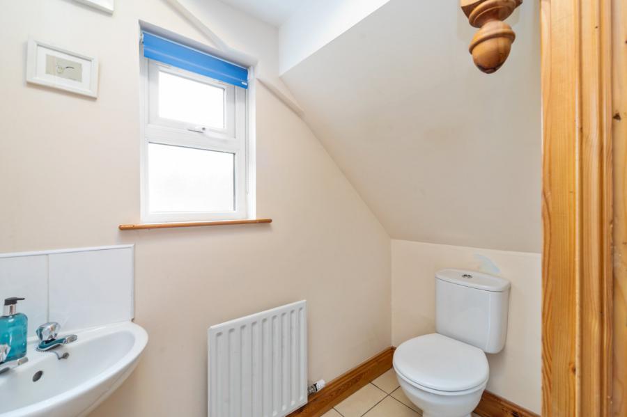 25B Knockbreda Park
