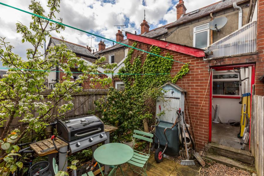 84 Edenderry Village