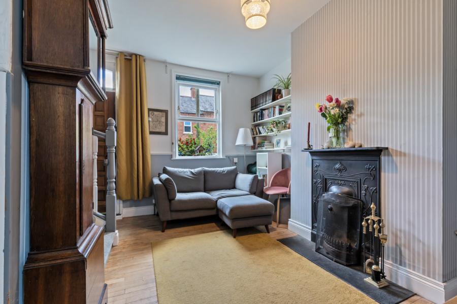 84 Edenderry Village