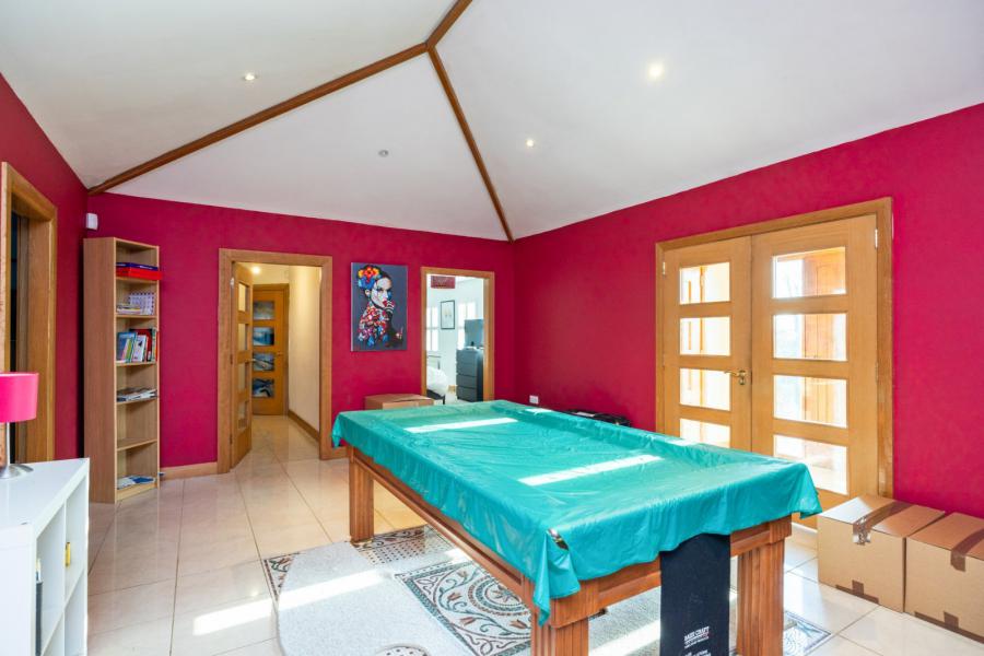 Rockfield, 69 Back Road