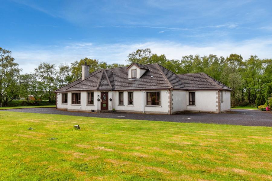 Glen Lodge, 93A Frosses Road