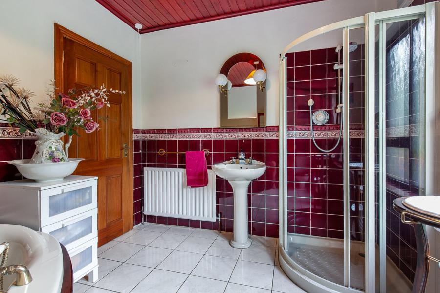 Glen Lodge, 93A Frosses Road
