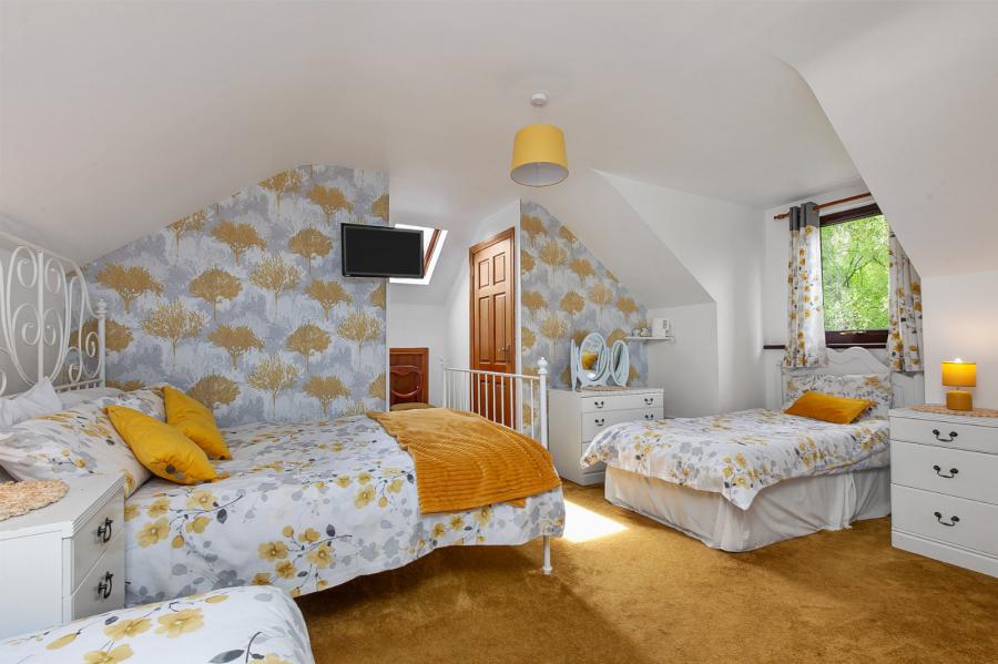 Glen Lodge, 93A Frosses Road