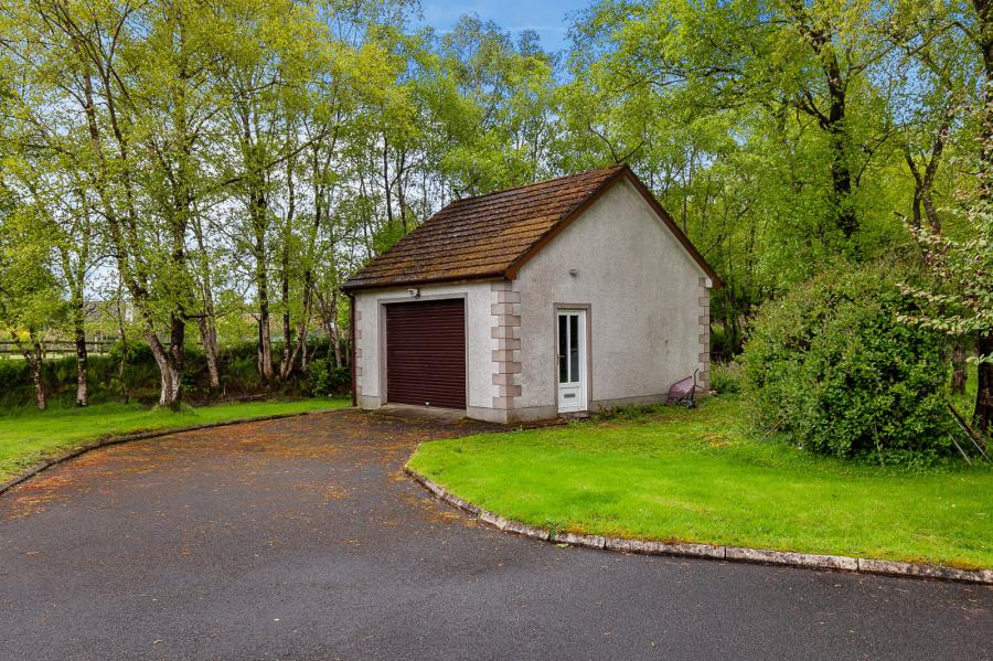 Glen Lodge, 93A Frosses Road