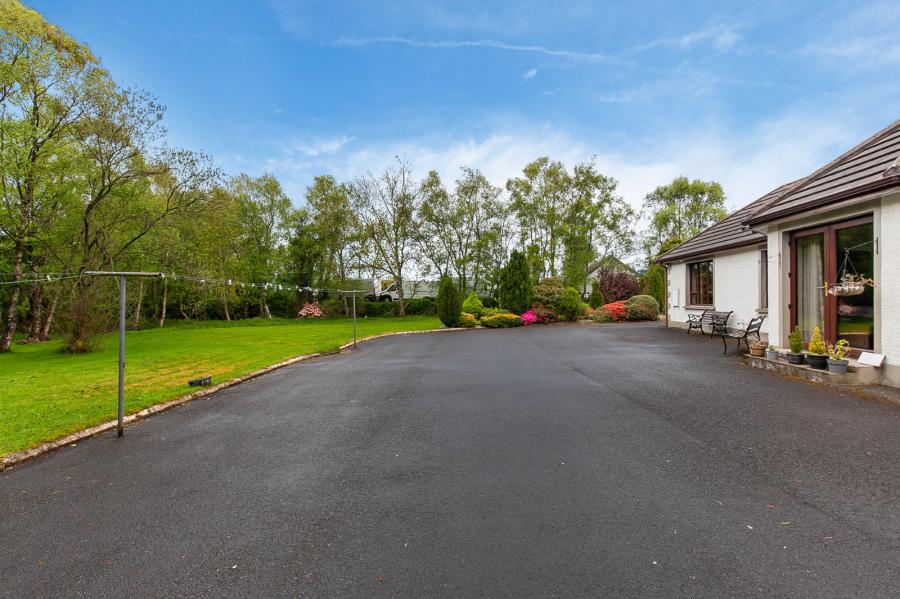 Glen Lodge, 93A Frosses Road
