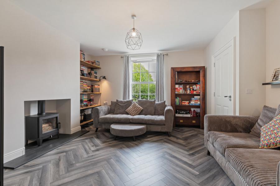 5 Charlestown Hall Lane