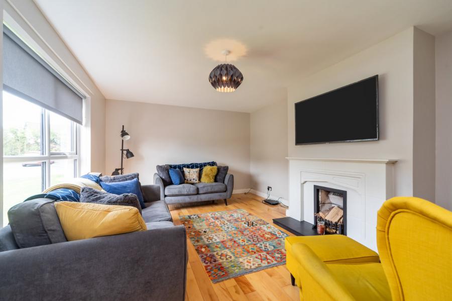 41 Laurelgrove Dale