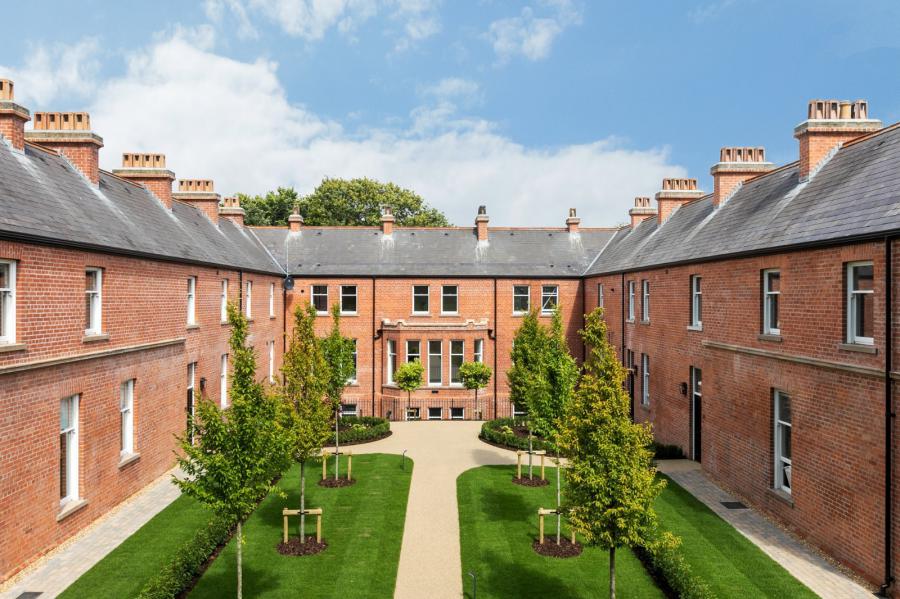 Apartment 3 The West House, 24 Ishbel Mews