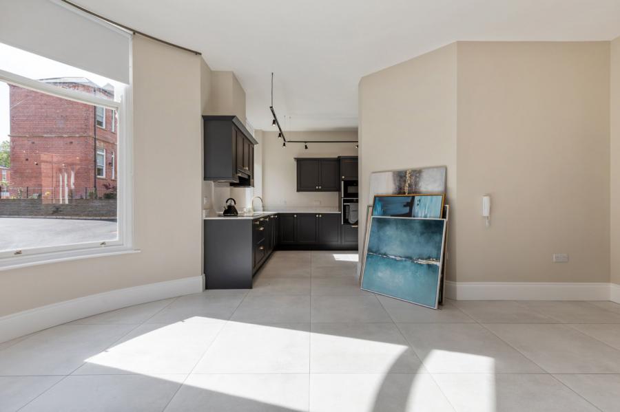 Apartment 3 The West House, 24 Ishbel Mews
