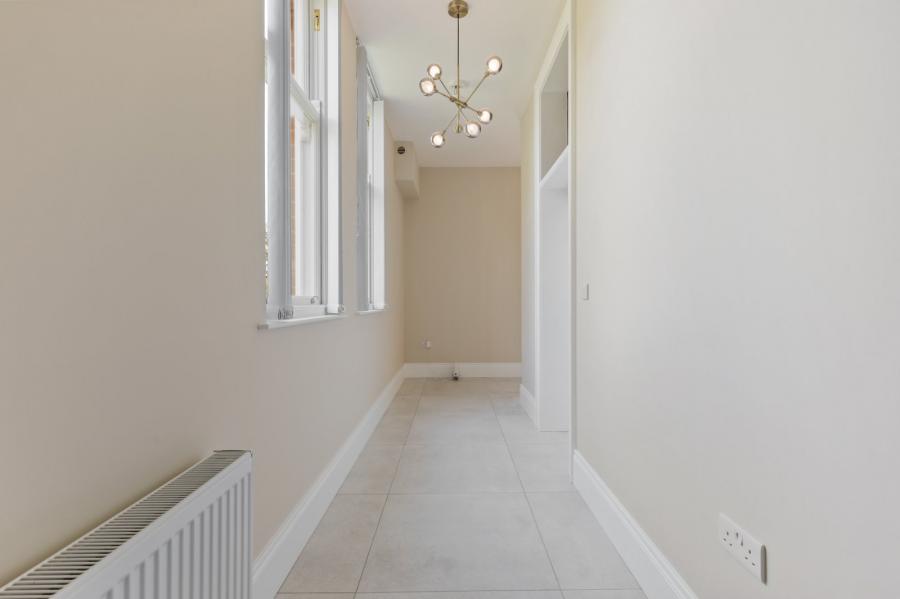 Apartment 3 The West House, 24 Ishbel Mews