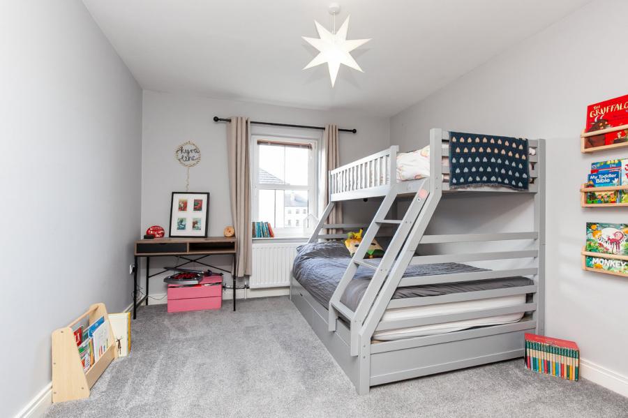 1 Berkeley Hall Mews East