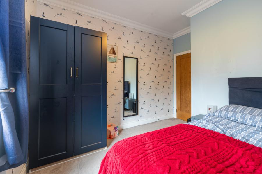 37 Eaton Park