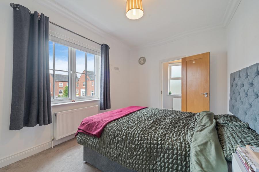 37 Eaton Park
