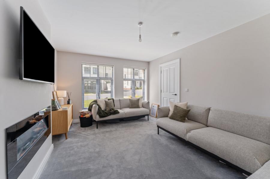 25 Edenbrook