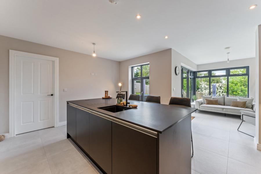 25 Edenbrook