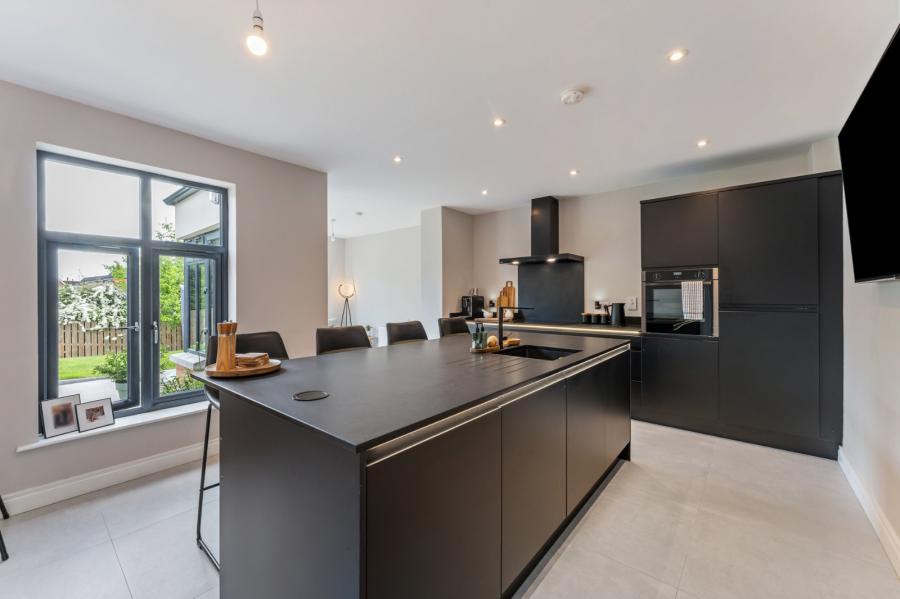 25 Edenbrook