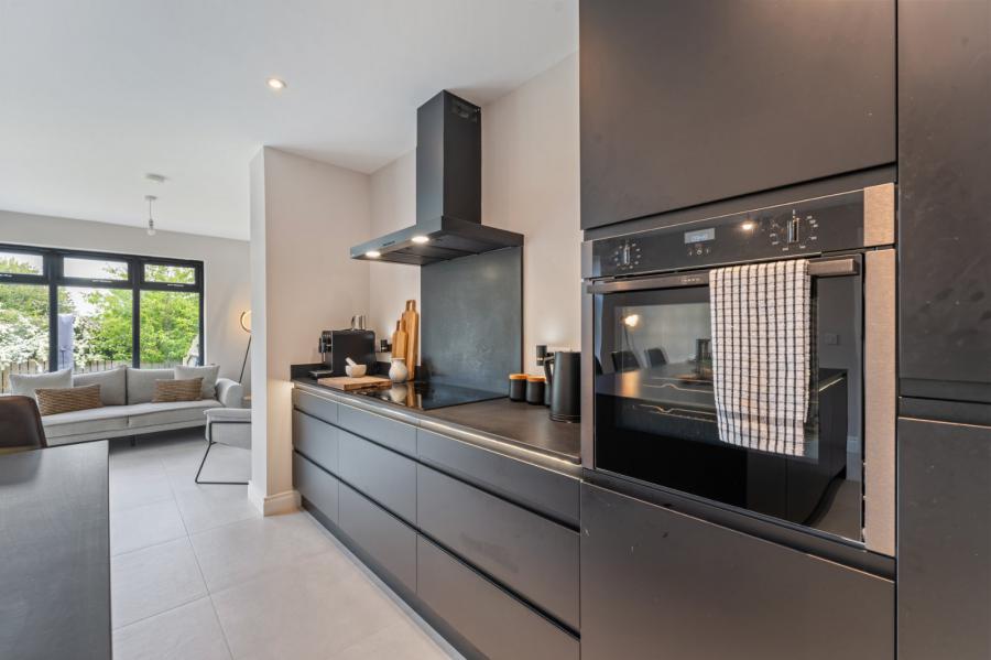 25 Edenbrook