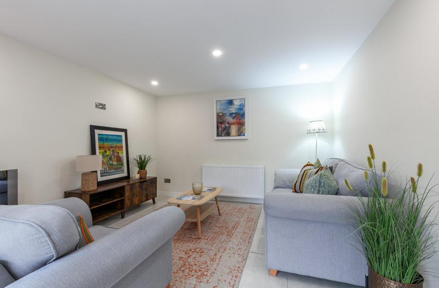 8B Randal Park