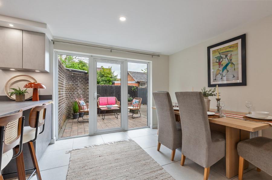8B Randal Park
