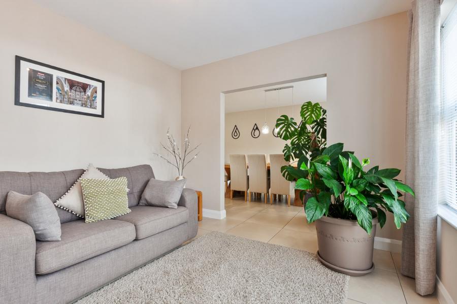 15 Mount Davys Road