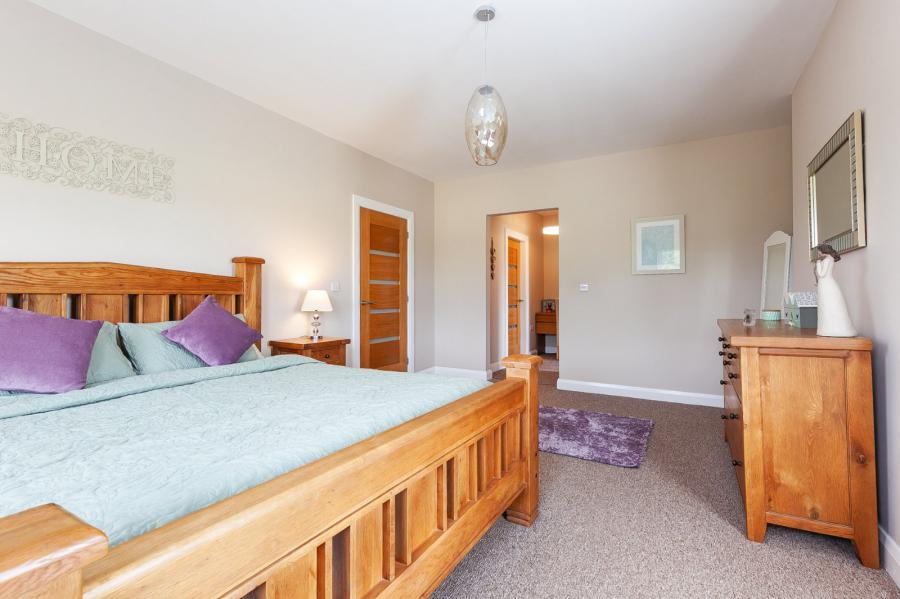 15 Mount Davys Road