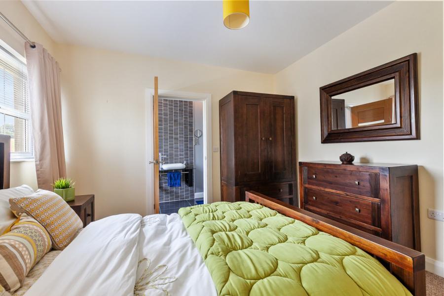 15 Mount Davys Road