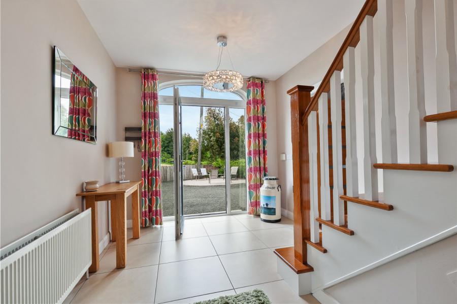 15 Mount Davys Road