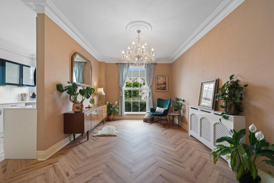 36 Lady Wallace Walk