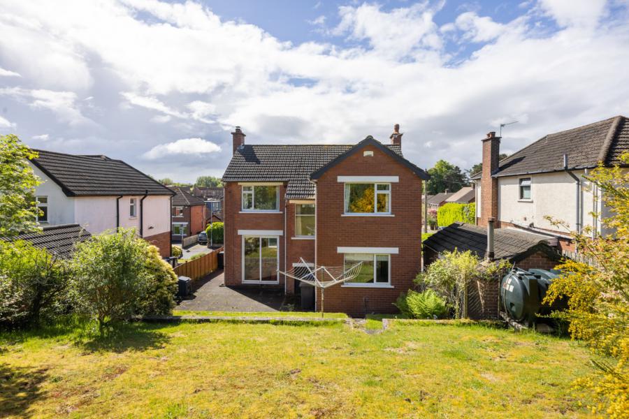 8 Hillside Drive