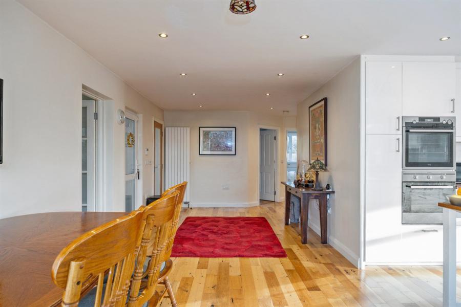 2A Neills Lane