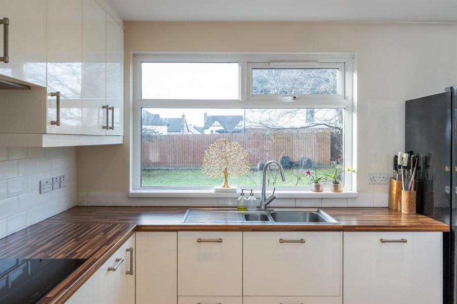 2A Neills Lane