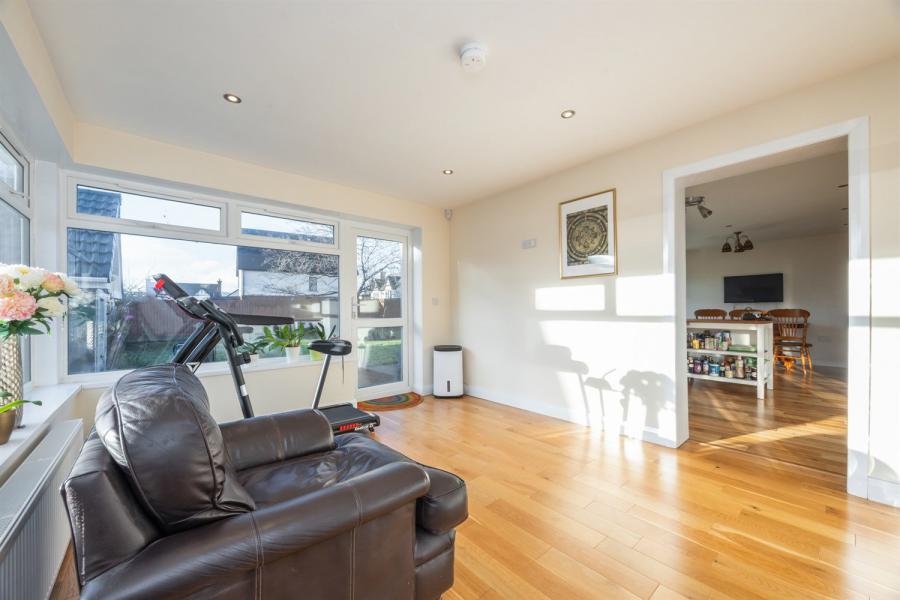 2A Neills Lane