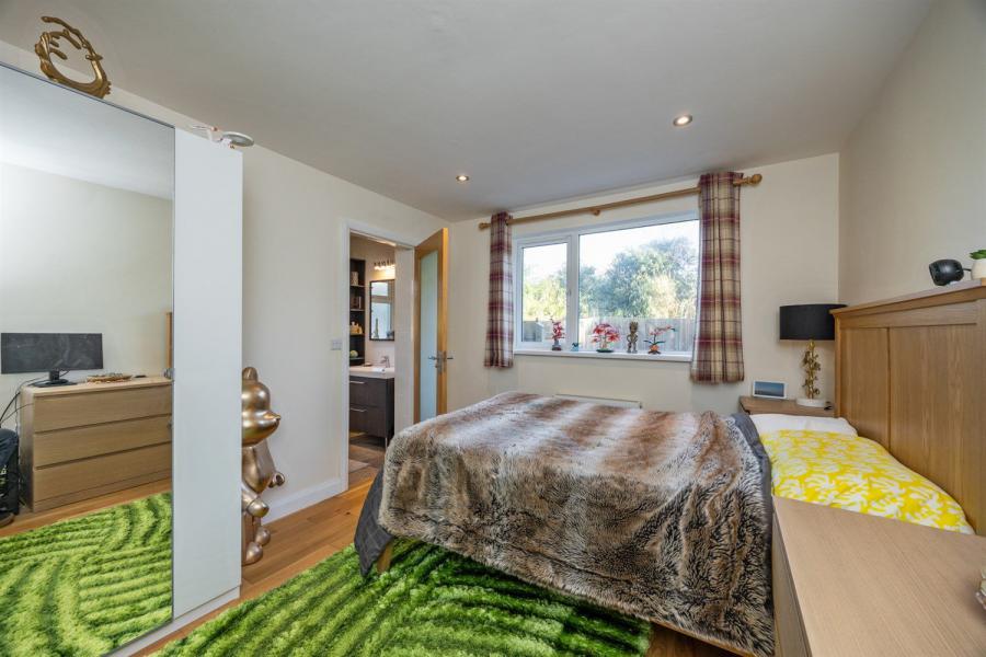 2A Neills Lane