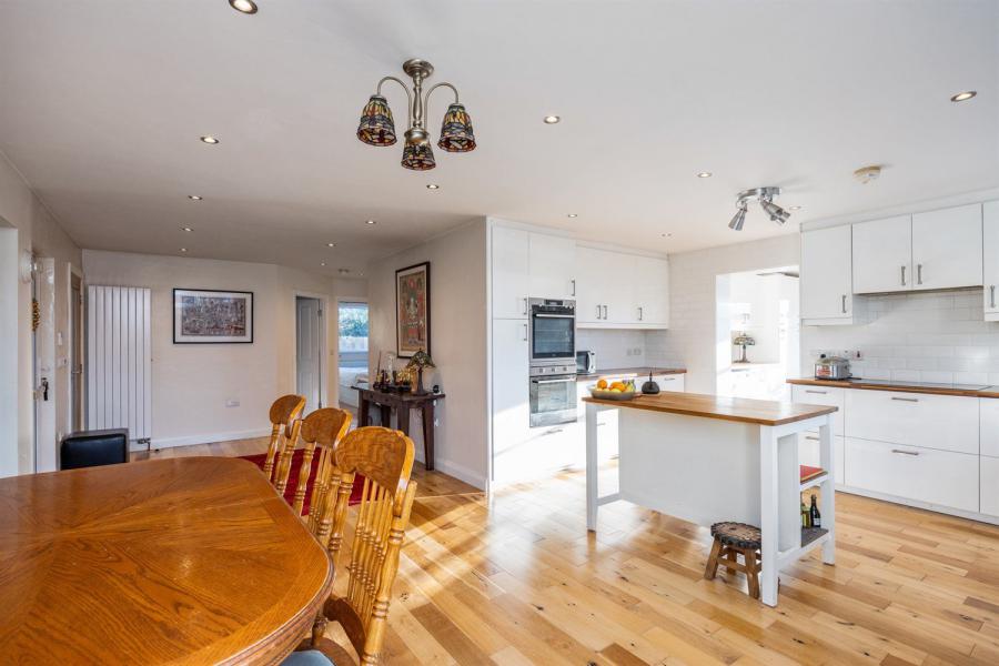 2A Neills Lane