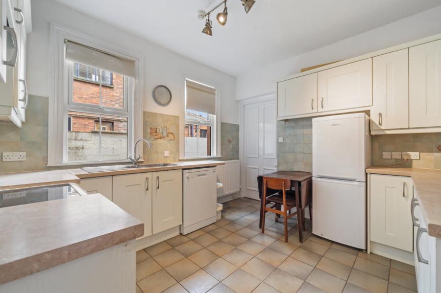 Apartment 1B, 26 Windsor Park