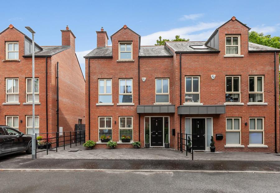 8 Montpelier Park