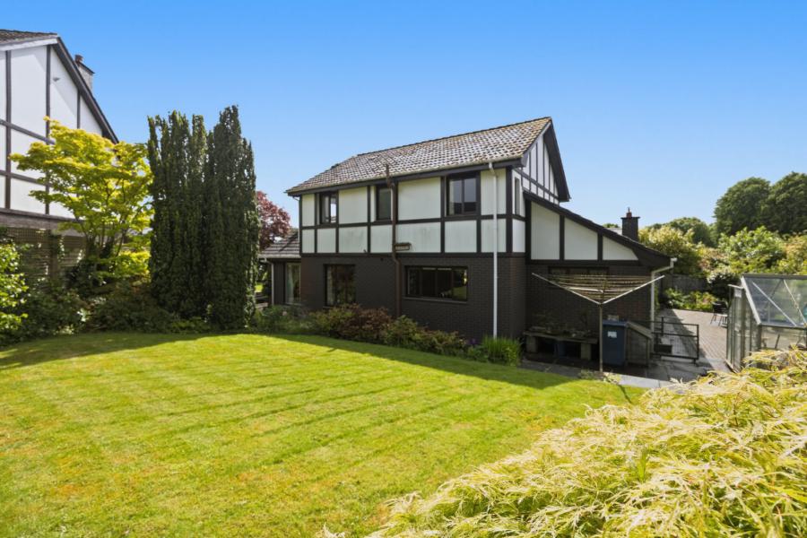 2 Malone Grange