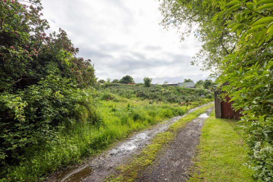 Building Site 25M Nw Of 67 Moycraig Road