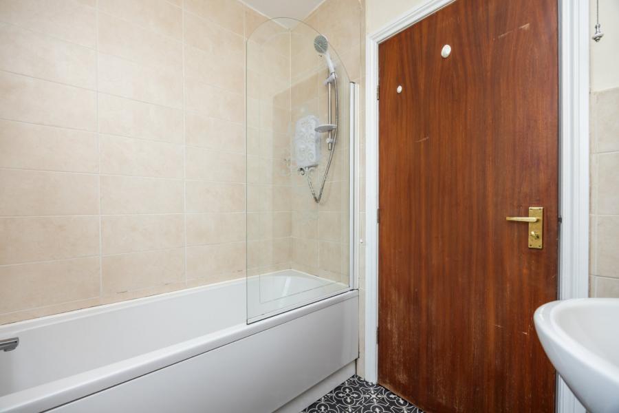 24 Gordonville, Lodge Road