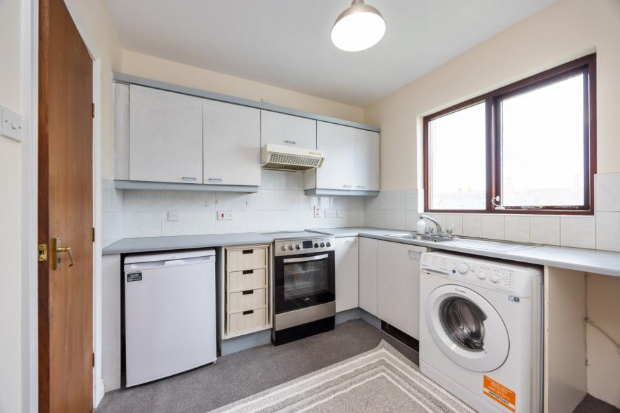 24 Gordonville, Lodge Road