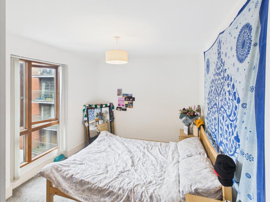 Apartment 33, 11 Princes Dock Street
