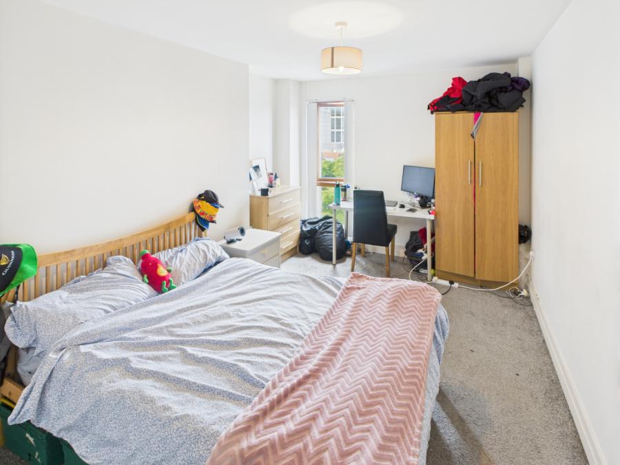 Apartment 33, 11 Princes Dock Street