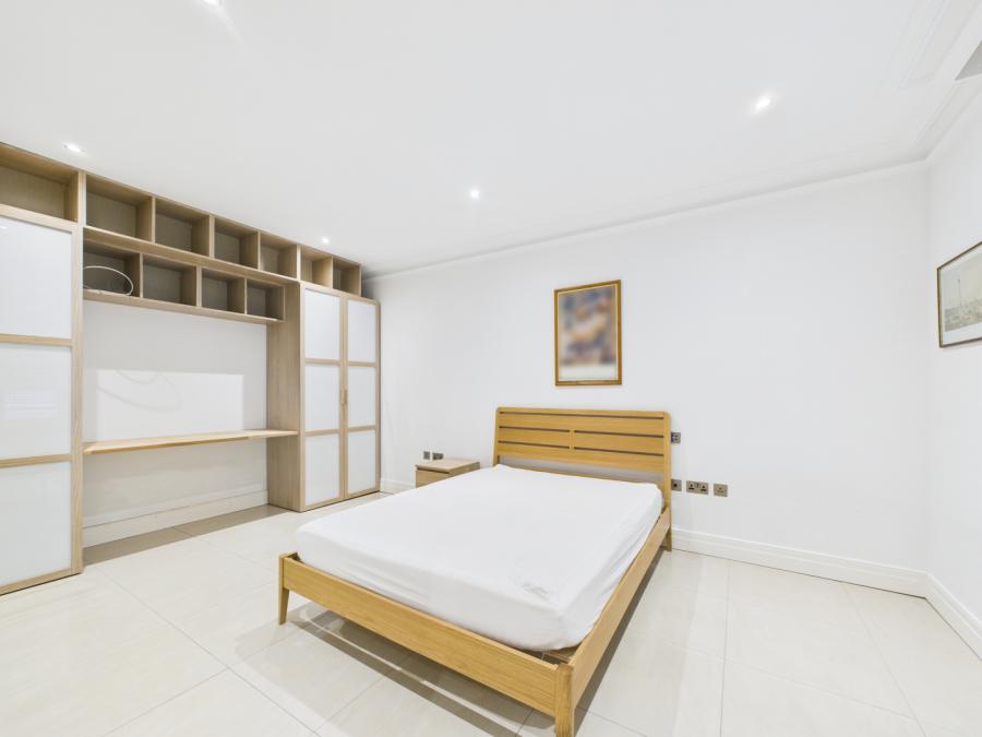Apartment 2, 39 Notting Hill