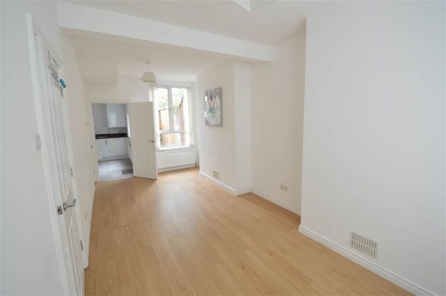 2 Minnowburn Terrace