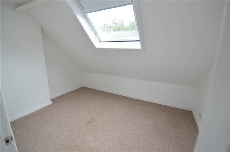 2 Minnowburn Terrace