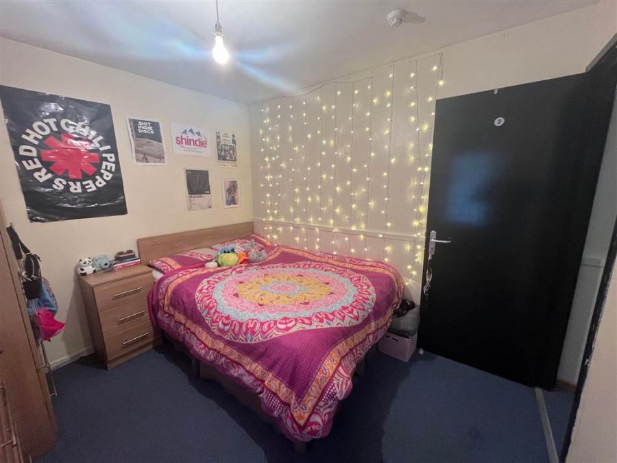 75 Wellesley Avenue, Flat 1