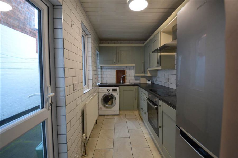 37 Willowholme Street