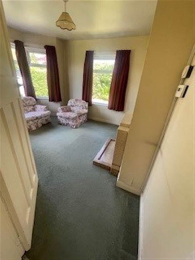 3 Newton Park