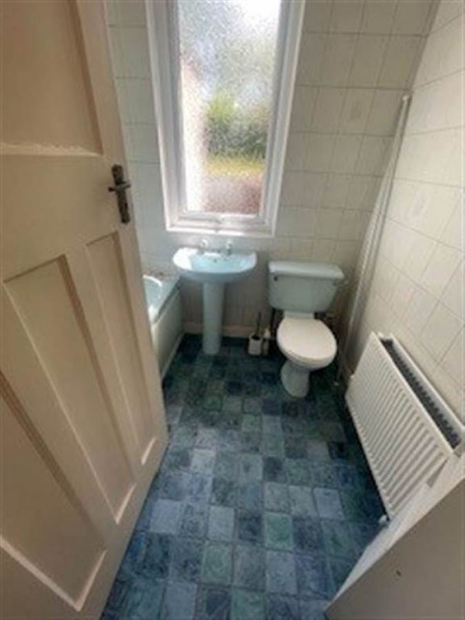 3 Newton Park