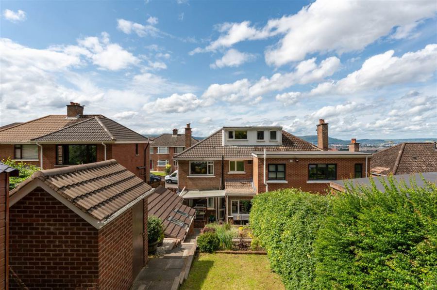 40 Beechgrove Avenue